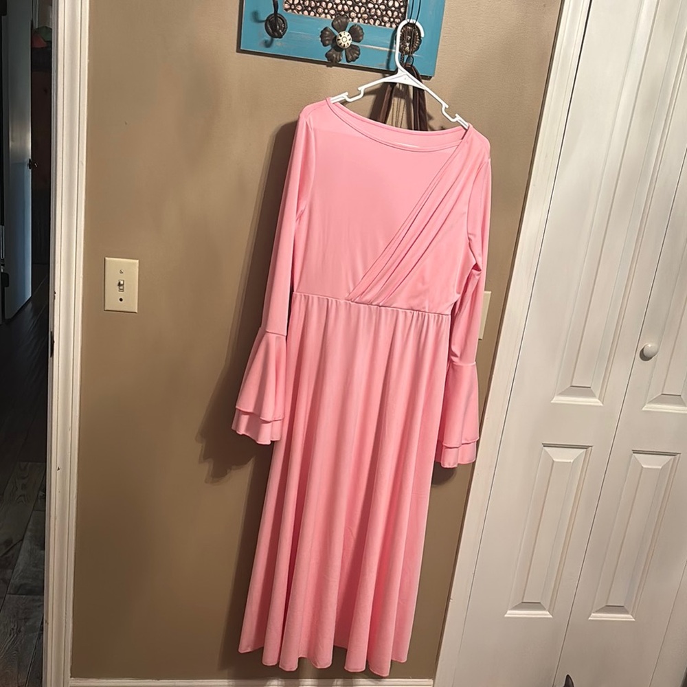 Elegant Pink Maxi Dress